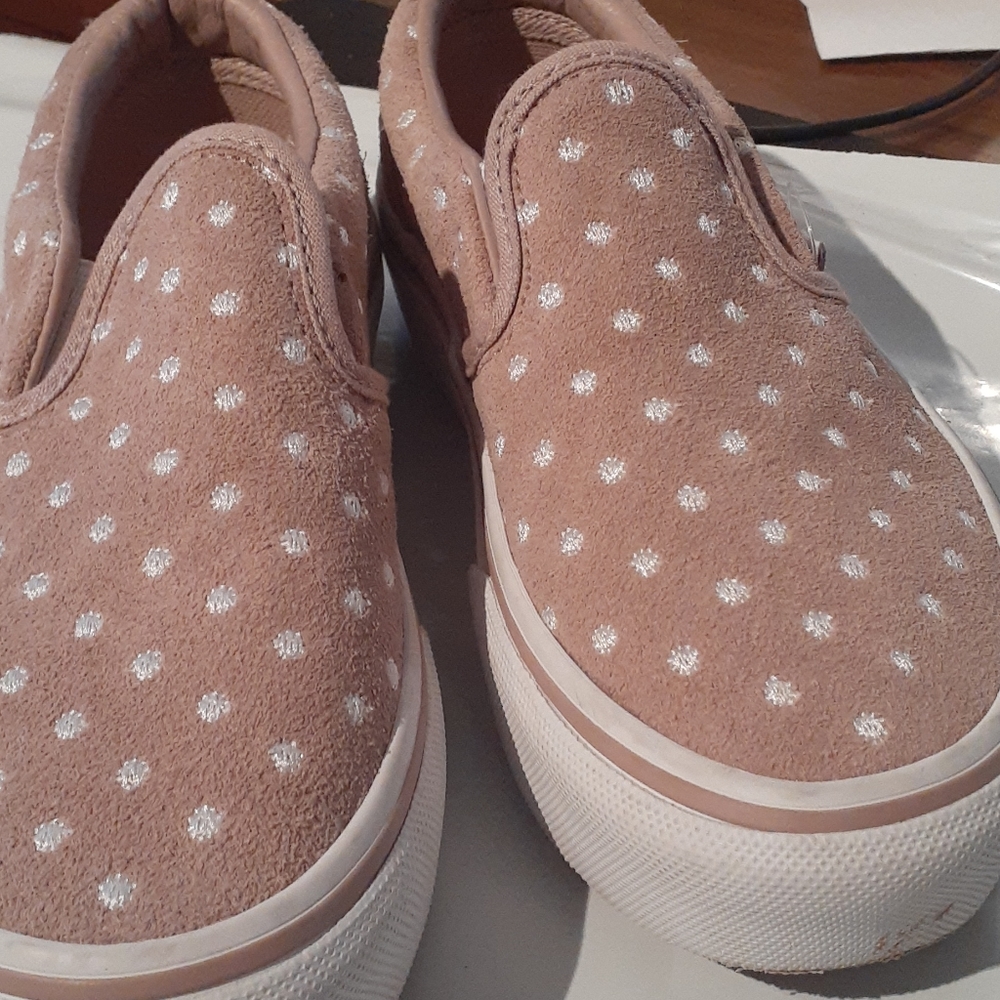 #49❤️ New Van's suede dot slip on shoes